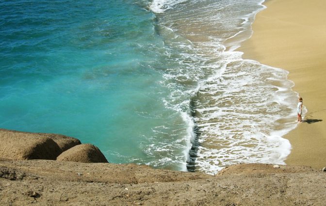 daria-nepriakhina-beach